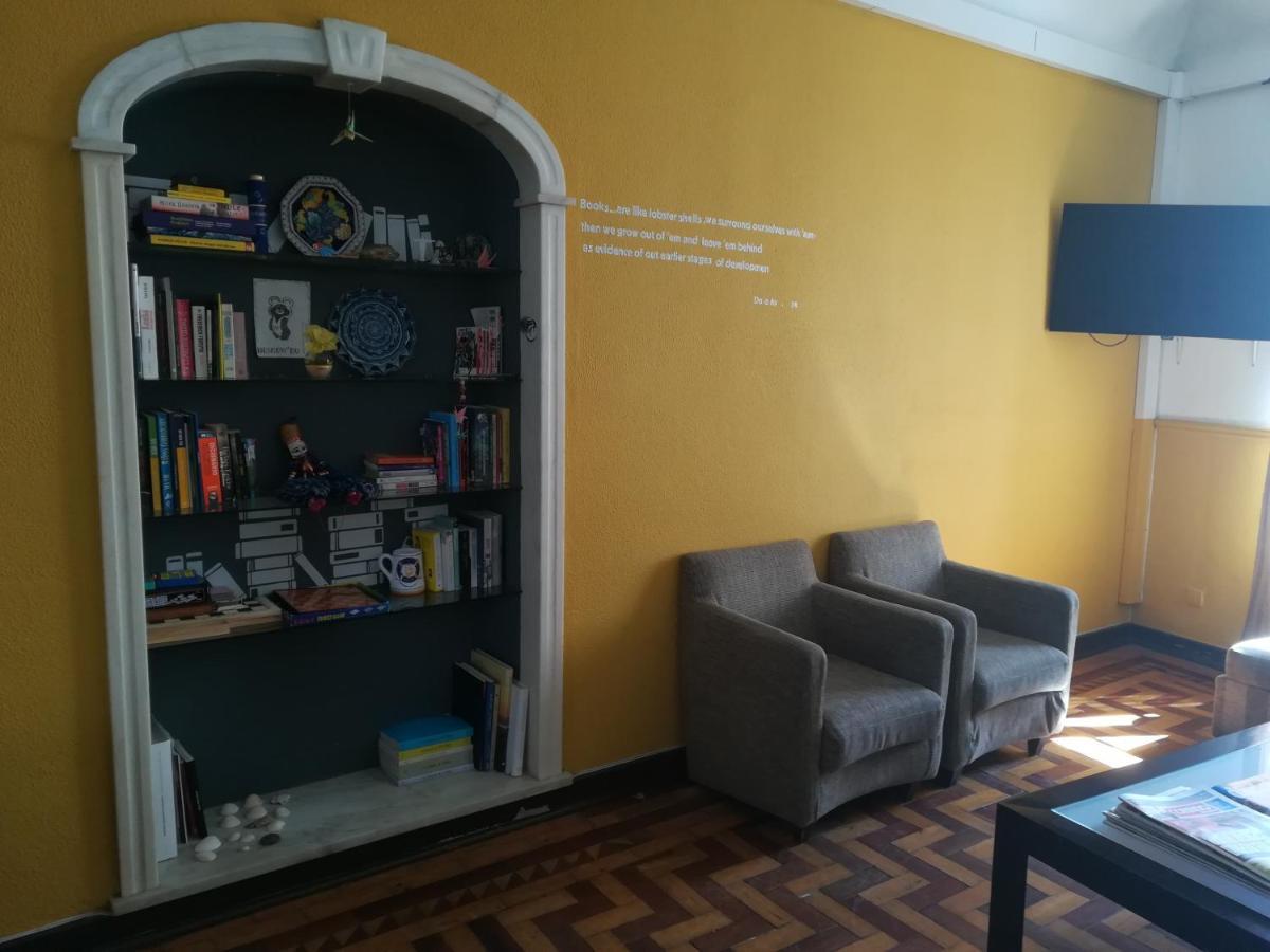 Old Evora Hostel ภายนอก รูปภาพ